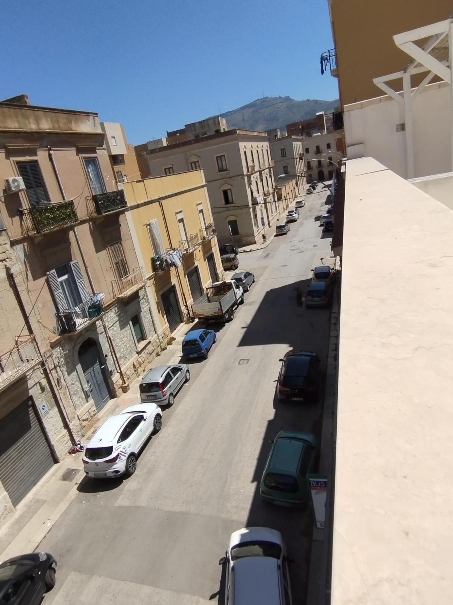 Casa Vacanze Nonna Lina - Trapani Exterior photo